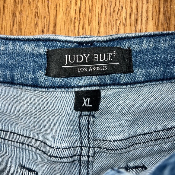 Judy Blue Jean Shorts - Picture 2 of 3